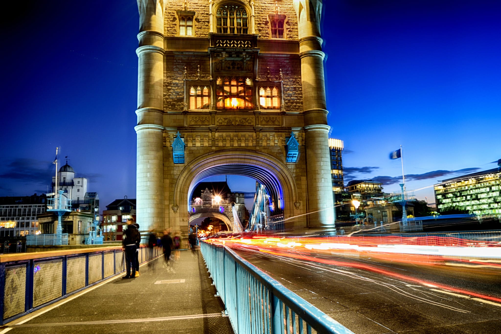 Tower Bridge in Pewter 23mm Flat Foil Frame